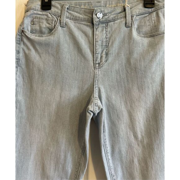 Laurie Felt Boyfriend Jeans Size 6 - Picture 2 of 9